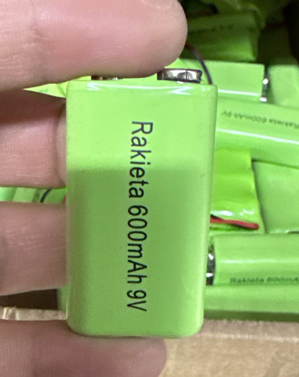 аккумулятор 9V крона