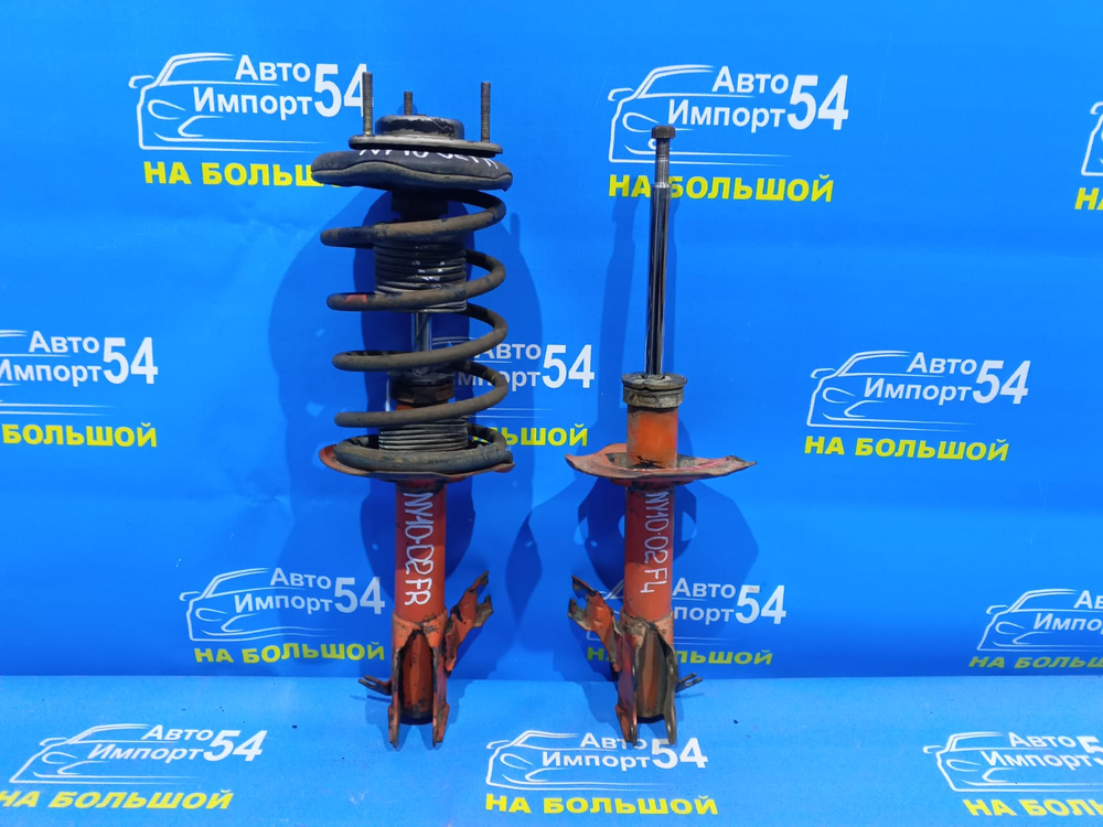 Стойка передняя правая NISSAN WINGROAD 1996