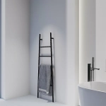 Полотенцесушитель электрический ABBER Treppe AH4705MB черный матовый