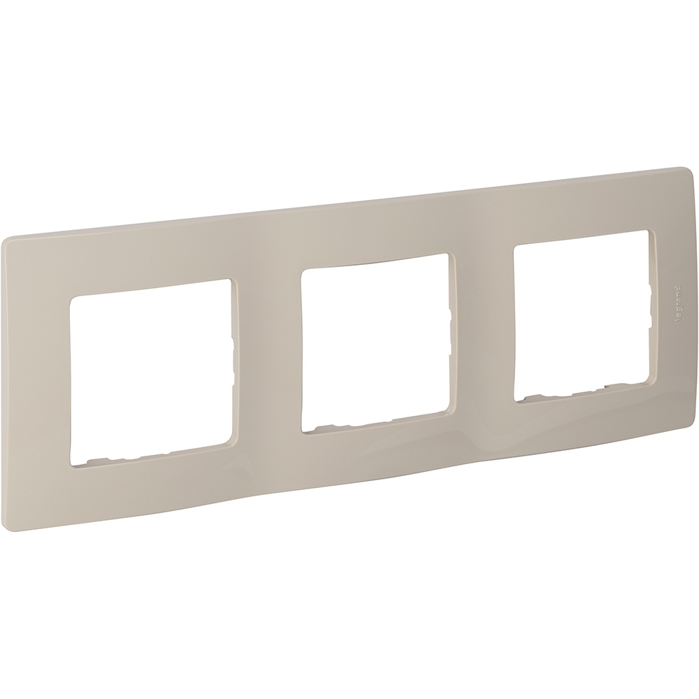 Рамка 3 поста слоновая кость ETIKA Legrand