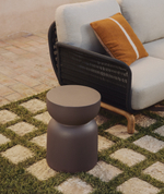 Уличный столик Garbet из коричневого бетона, диаметр 30 см