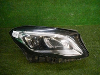 Фара правая Mercedes GLA x156 (2017-2020) LED
