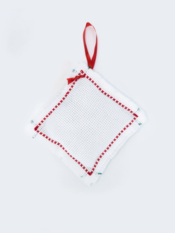 Игольница с чувашской вышивкой