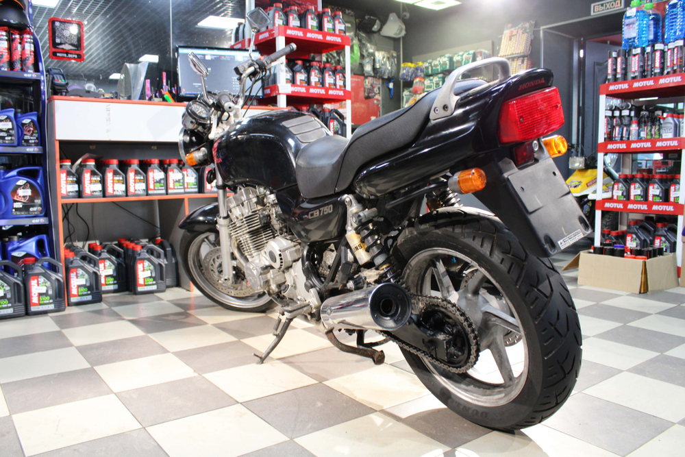 Honda CB750 RC42-1000038