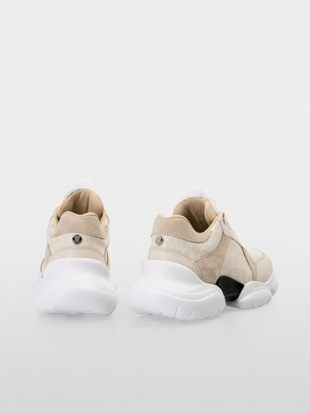 Полуботинки MARC CAIN SPORTS YS SH.09 L11 110 в бежевом цвете