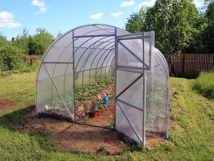 Нужно ли регистрировать теплицу