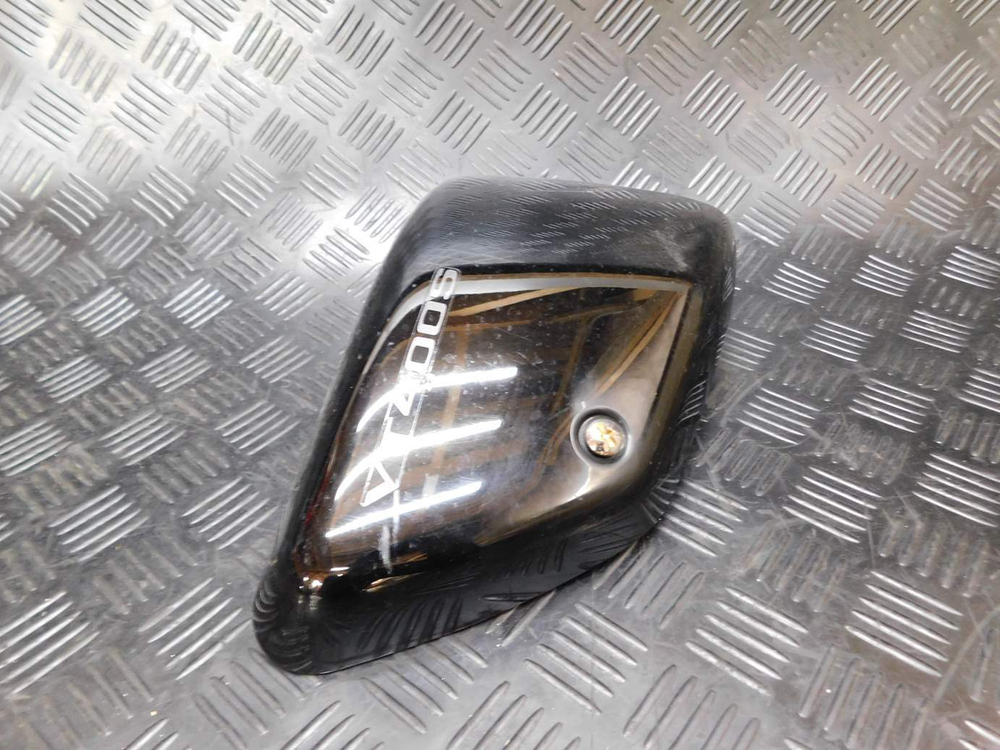 Пластик боковой правый Honda Shadow VT400S NC46 63500-MGR-6700