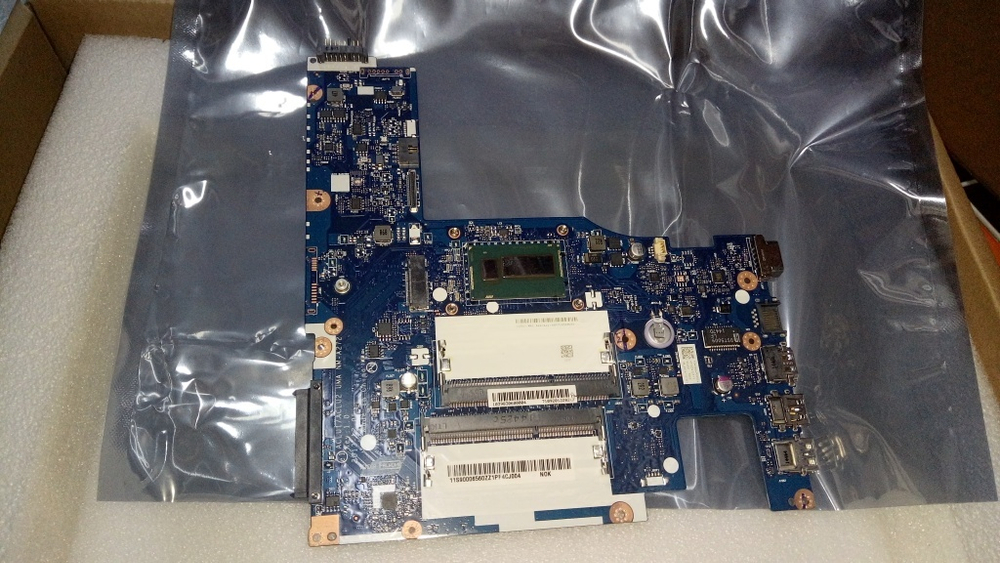 Материнская плата для ноутбука Lenovo IdeaPad G50-70 ACLU2 UMA I5-4200U 1000M (90006560), оригинал