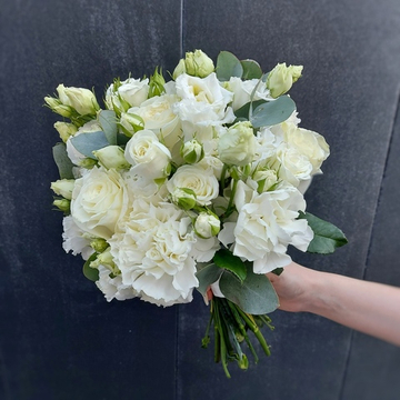 Букет невесты и бутоньерка