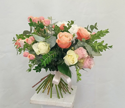 Букет с пионовидной розой Притяжение