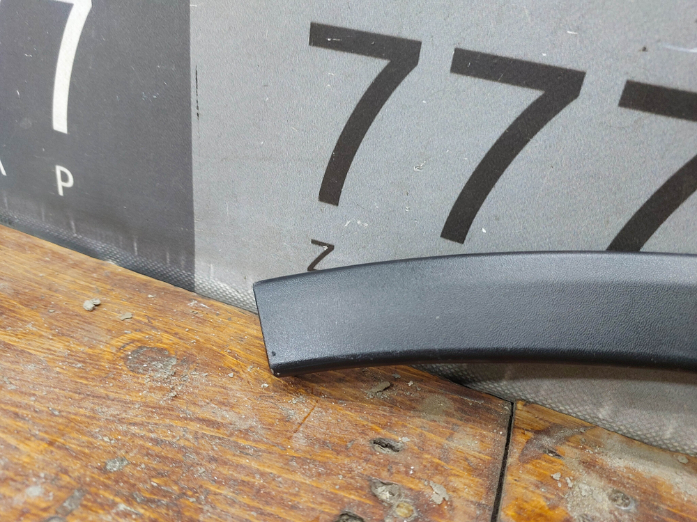 Накладка крыла переднего левого Toyota RAV4 IV (XA40) 15-19 Б/У Оригинал 5211342120