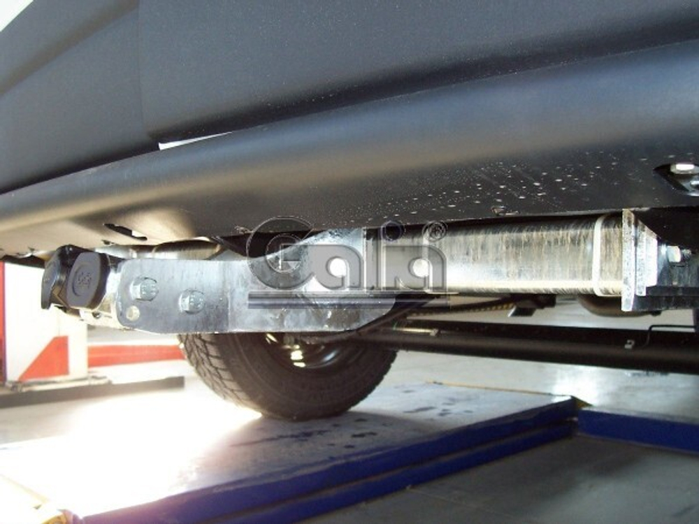 Фаркоп оцинкованный Galia N047A для Nissan Interstar 1998-2010, Opel Movano A 1999-2010, Renault Master 1998-2010(паспорт и сертификат в комплекте)(без электрики)