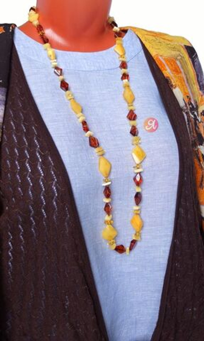 бусы из янтаря разноцветные кристаллы