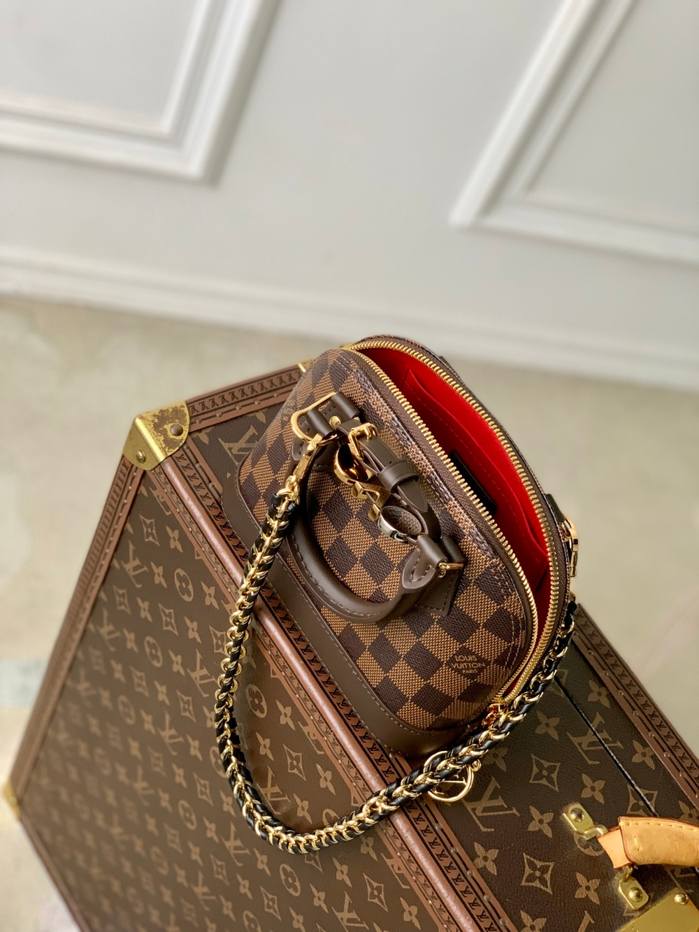 Louis Vuitton Nano Alma