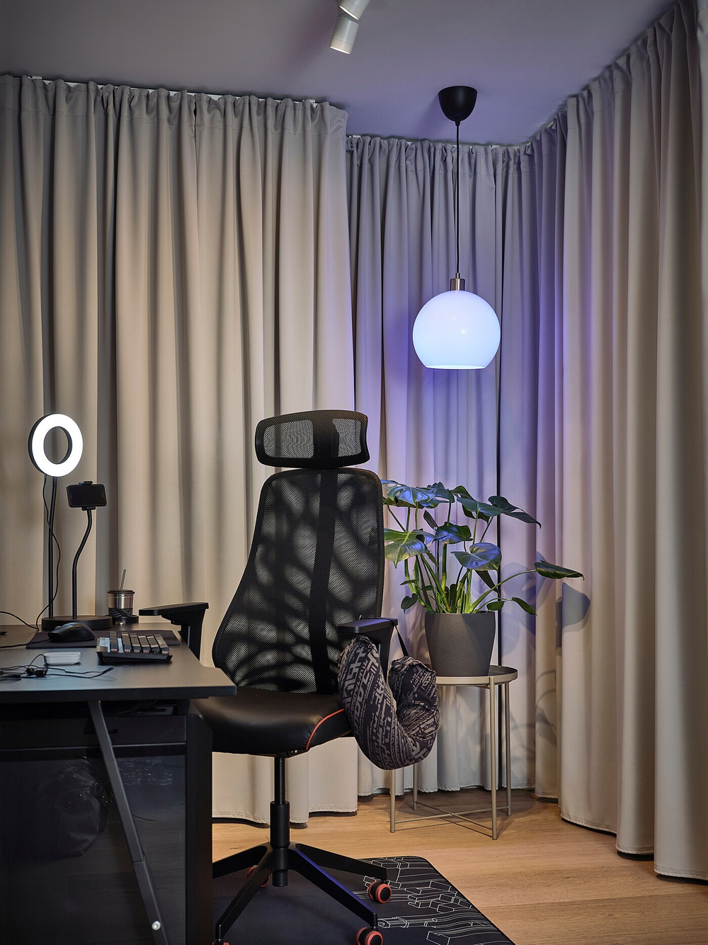 IKEA JÄRPLIDEN  (ИКЕА ЙÄРПЛИДЕН)  -  Подвесной светильник, белое стекло/никелированное покрытие, 30 см
