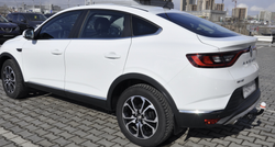 Фаркоп Renault Arkana (только 4WD) 2019-2022, условно-съемный,(без электрики) Трейлер.9070