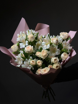 Сборный букет «Лунная принцесса»