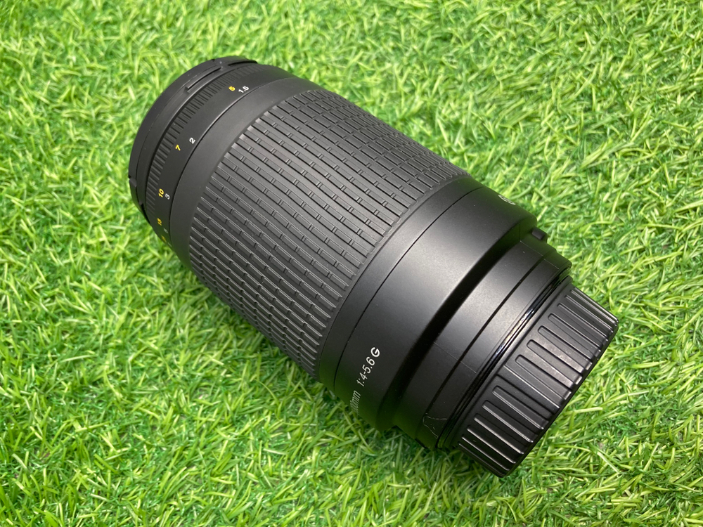 Nikon 70-300mm 4-5.6G Zoom-Nikkor