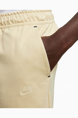 Шорты Nike Sportswear Tech Fleece Lightweight