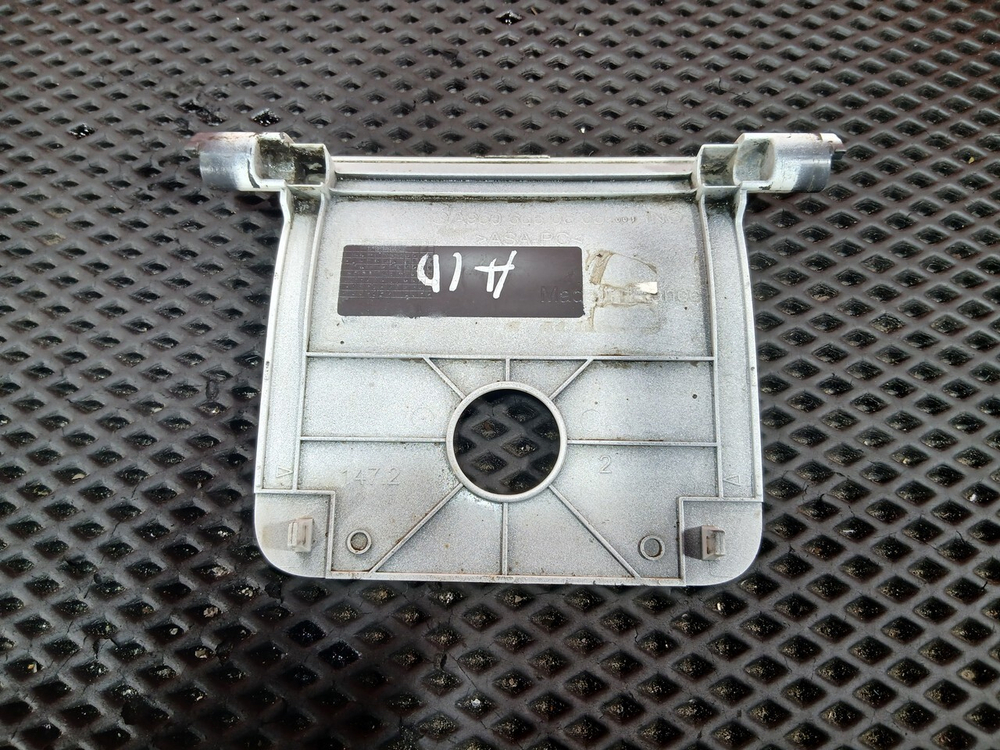 Крышка подножки