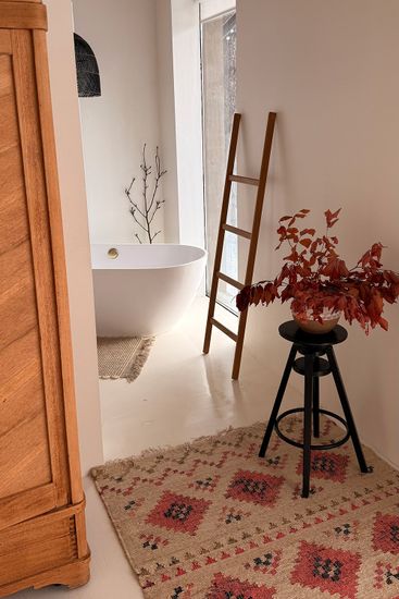 Ковер из шерсти по мотивам башкирских орнаментов из коллекции cultural heritage, 120х180 см