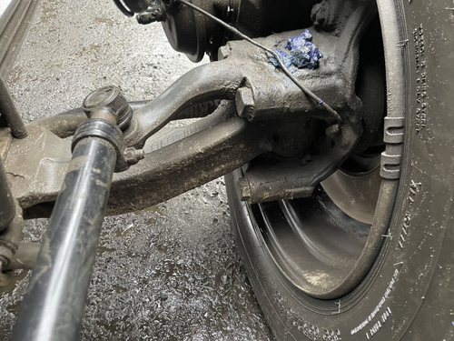 Балка передняя