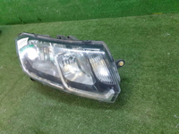 Битая Фара правая Renault Logan 2 Sandero 2 (2014-2018) галоген