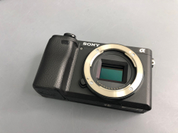 Sony A6400 kit 16-50mm 1.700 кадров