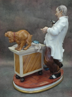 Статуэтка. Фарфор. Ветеринар. Capodimonte. Италия