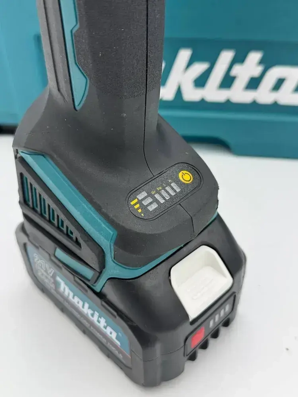 Набор аккумуляторных инструментов 3в1 Гайковерт / Винтоверт , УШМ / Болгарка , Фонарь Бесщеточный