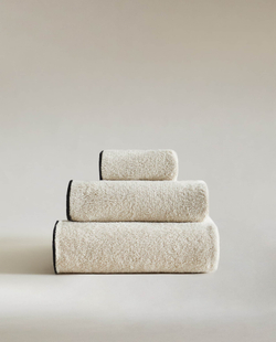ZARA HOME ПОЛОТЕНЦЕ ИЗ ХЛОПКА, ПЕСОЧНЫЙ/ЧЕРНЫЙ