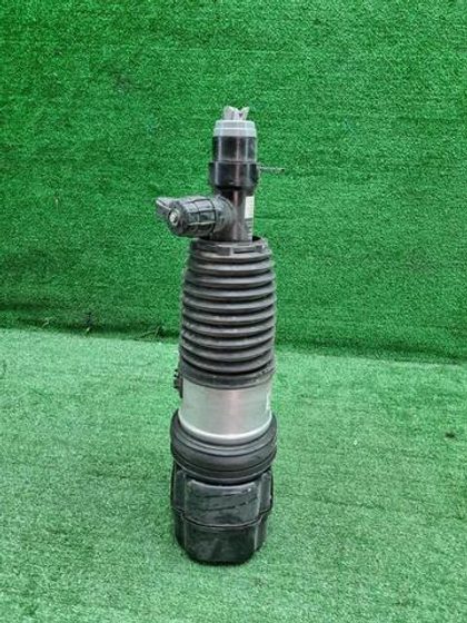 Стойка пневматическая передняя BMW I7 G70 (22-нв)