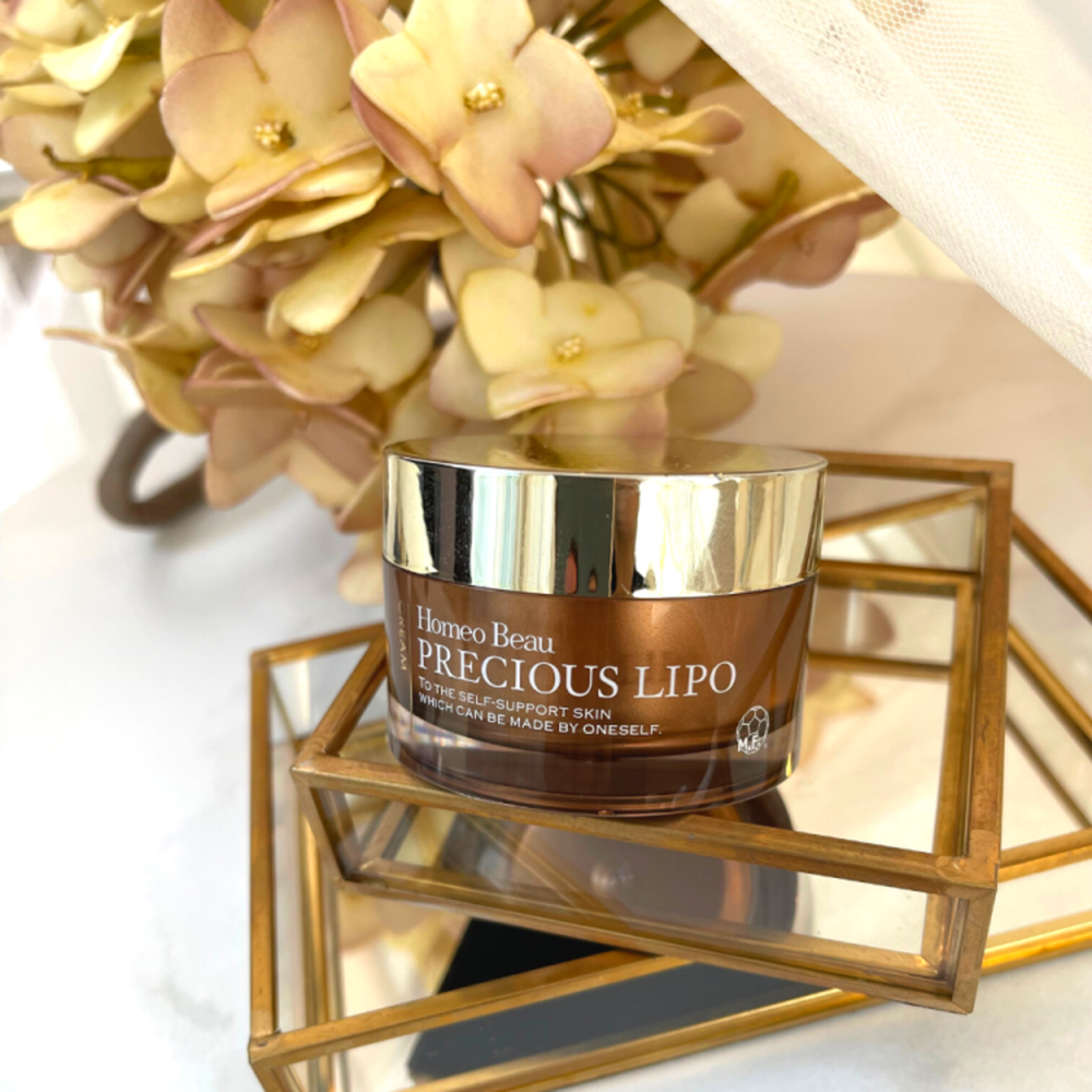 Омолаживающий крем с высокой концентрацией фуллеренов Homeo Beau Precious Lipo Cream
