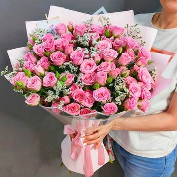 Букет из 11 розовых кустовых роз "Alexine"