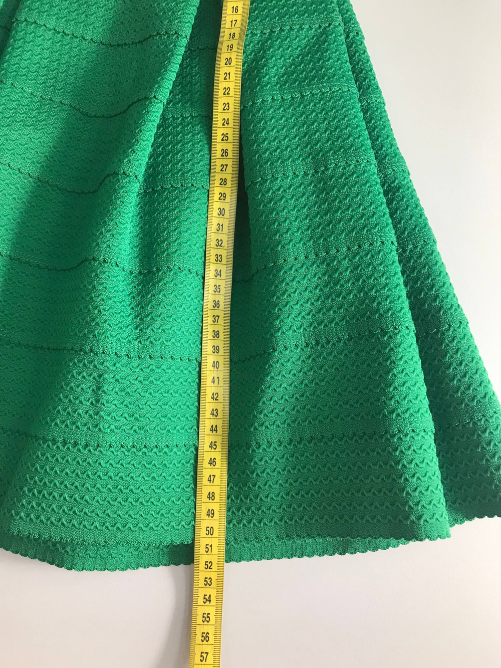 Юбка H&M красивого цвета, маркировка S, визуально на 44 размер