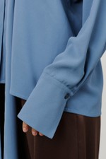 Блуза с шарфом