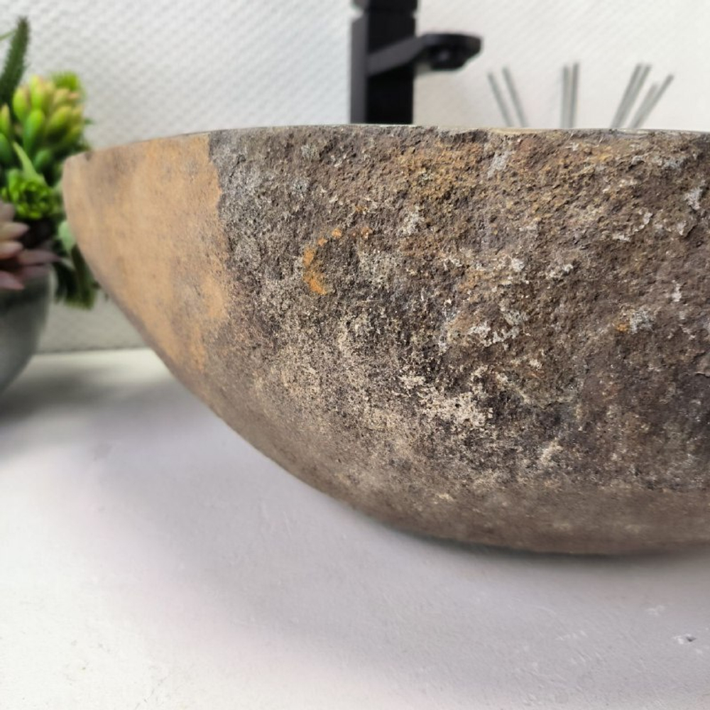 Раковина из речного камня RS-63623 (46*42*15) 0122