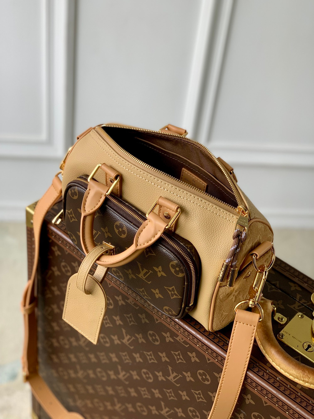 Louis Vuitton Keepall 25