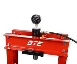 Пресс пневмогидравлический 20т напольный GTE