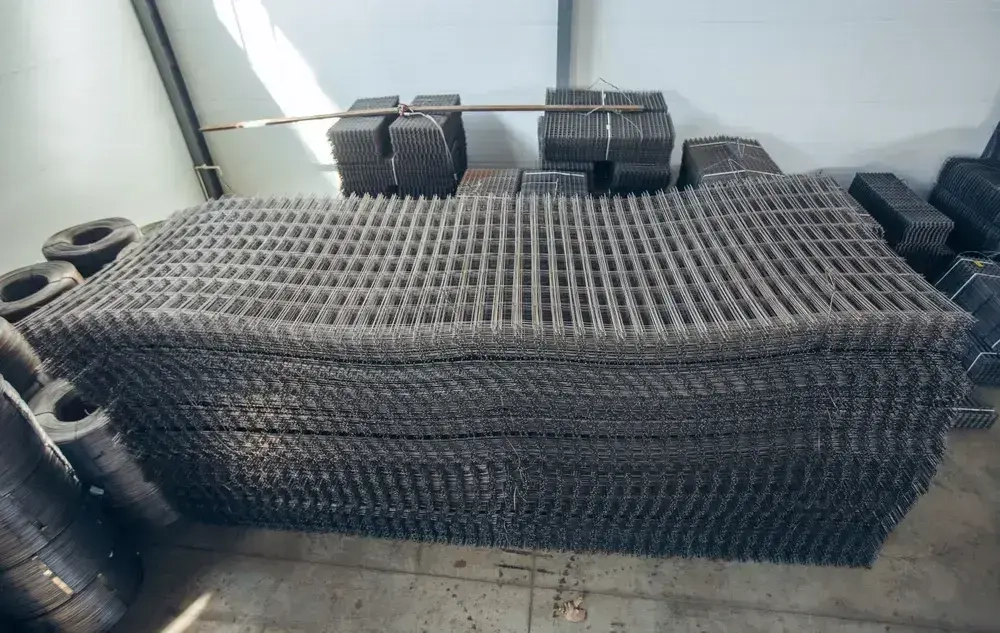 Сетка кладочная яч 100х100 d 3mm 1.5х0.5 (4х11) ТУ3 10 шт.