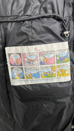 Пуховик Moncler