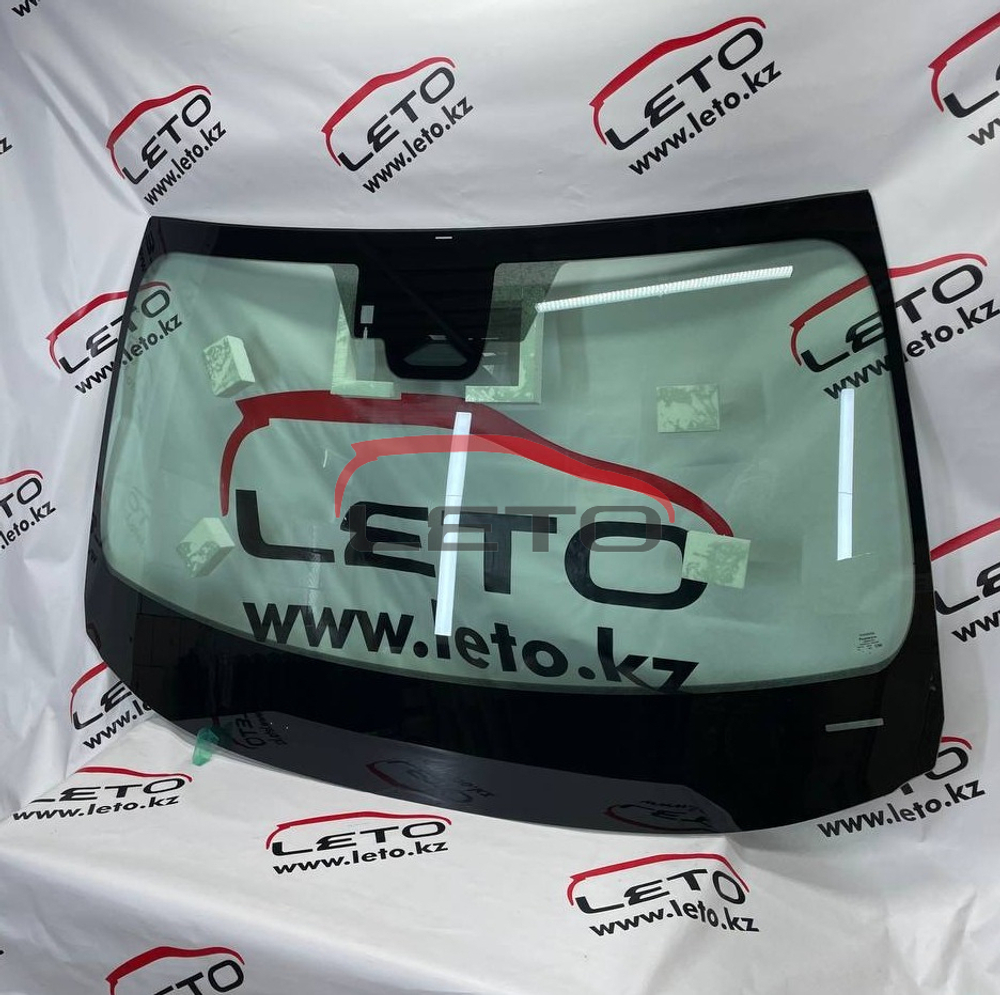 Стекло лобовое 56101-0EC90 561010EC90