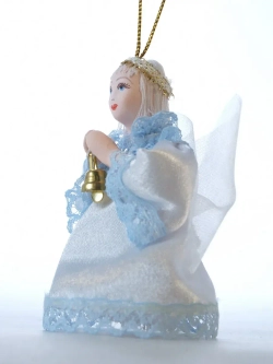Кукла-подвеска "Летящий ангелочек с трубой"