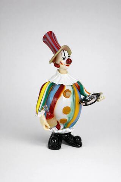 Клоун Тондо с часами