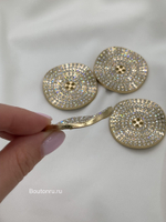 Пуговицы золотые на прокол со стразами изогнутой формы