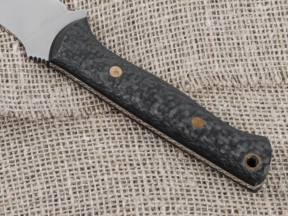 Нож для бушкрафта "Форест", сталь VG-10/Elmax, рукоять карбон (черный спейсер)