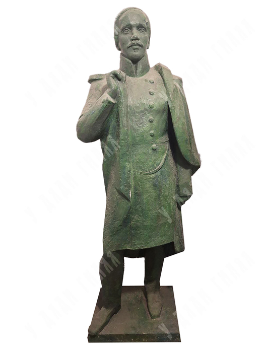 Динес Ю. С. Лермонтов М. Ю. Скульптура в полный рост. Гипс, формовка, ручная роспись. 1965