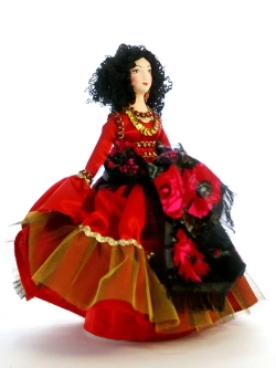 Кукла коллекционная фарфоровая Кармен