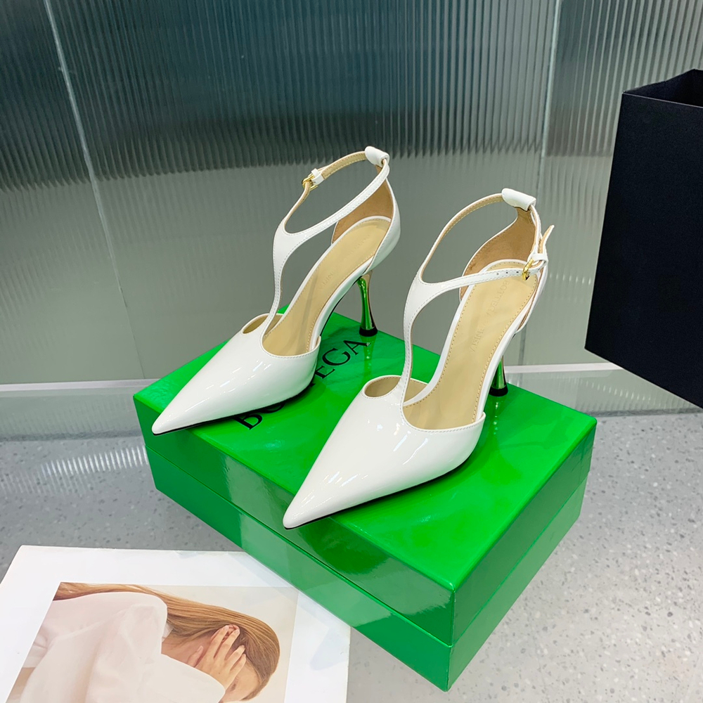 Bottega Veneta Rocket T-Bar Pump 9 cm