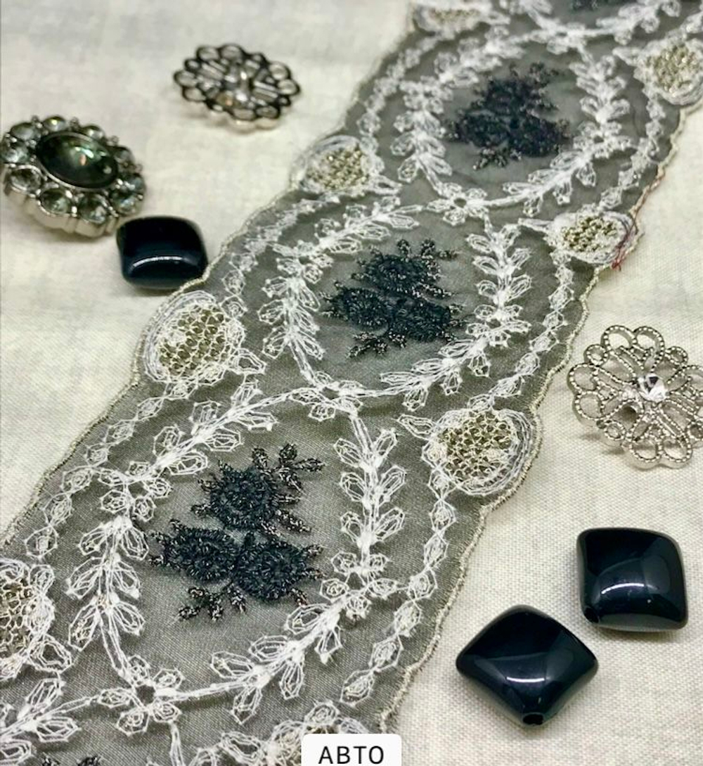 кружево на органзе вышивка шелк/хлопок/люрекс (Франция) ш-6,5 см цена за отрез 1,25м